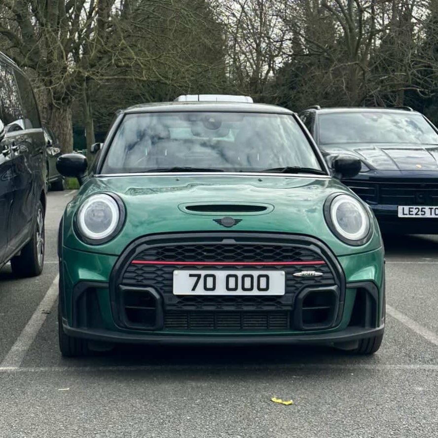 UK Number Plate 70 OOO on a 2022 Green Mini John Cooper Works