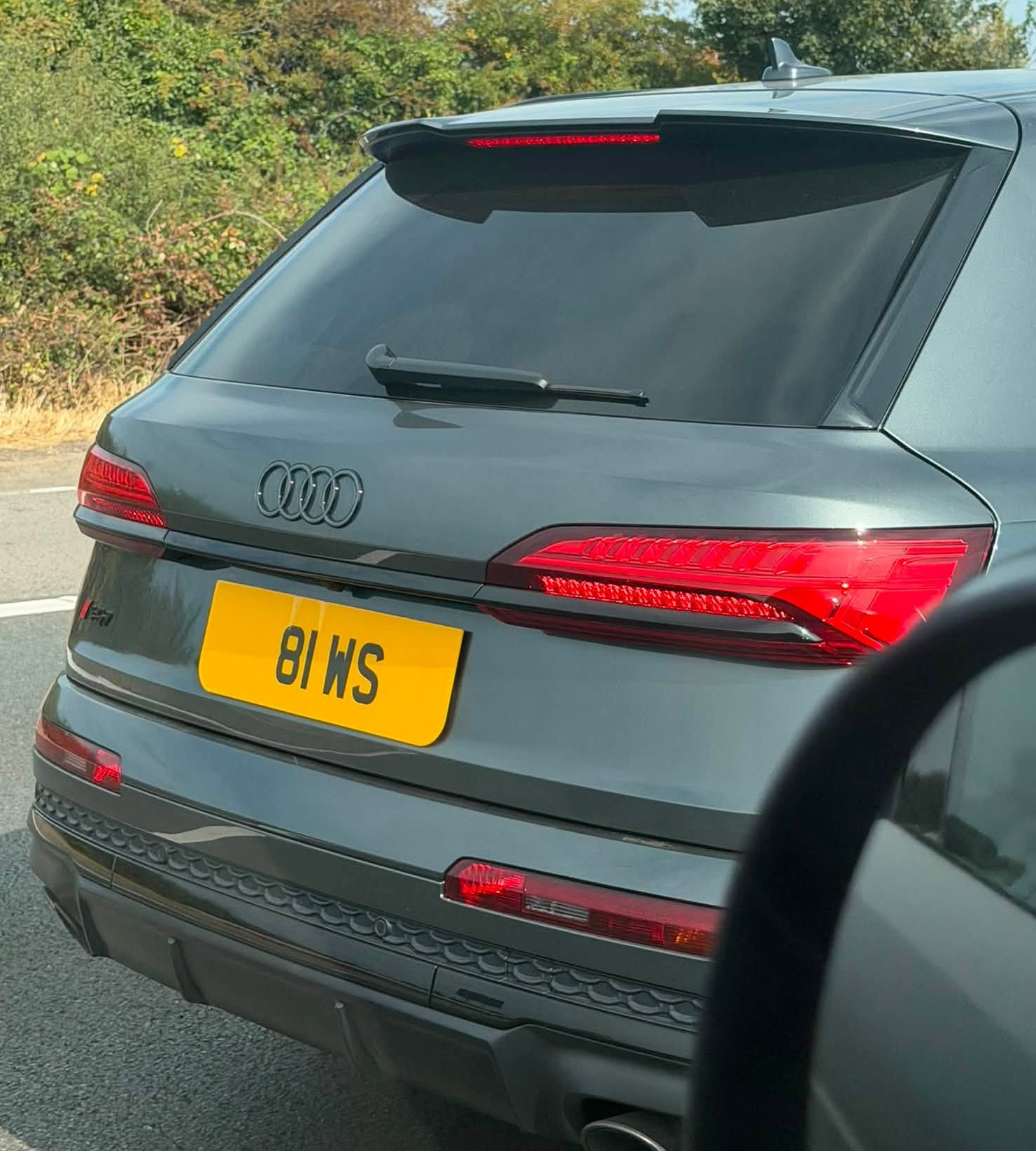 UK Number Plate 81 WS on a 2025 Grey Audi Sq7 Black Edition Tfsi Quat A