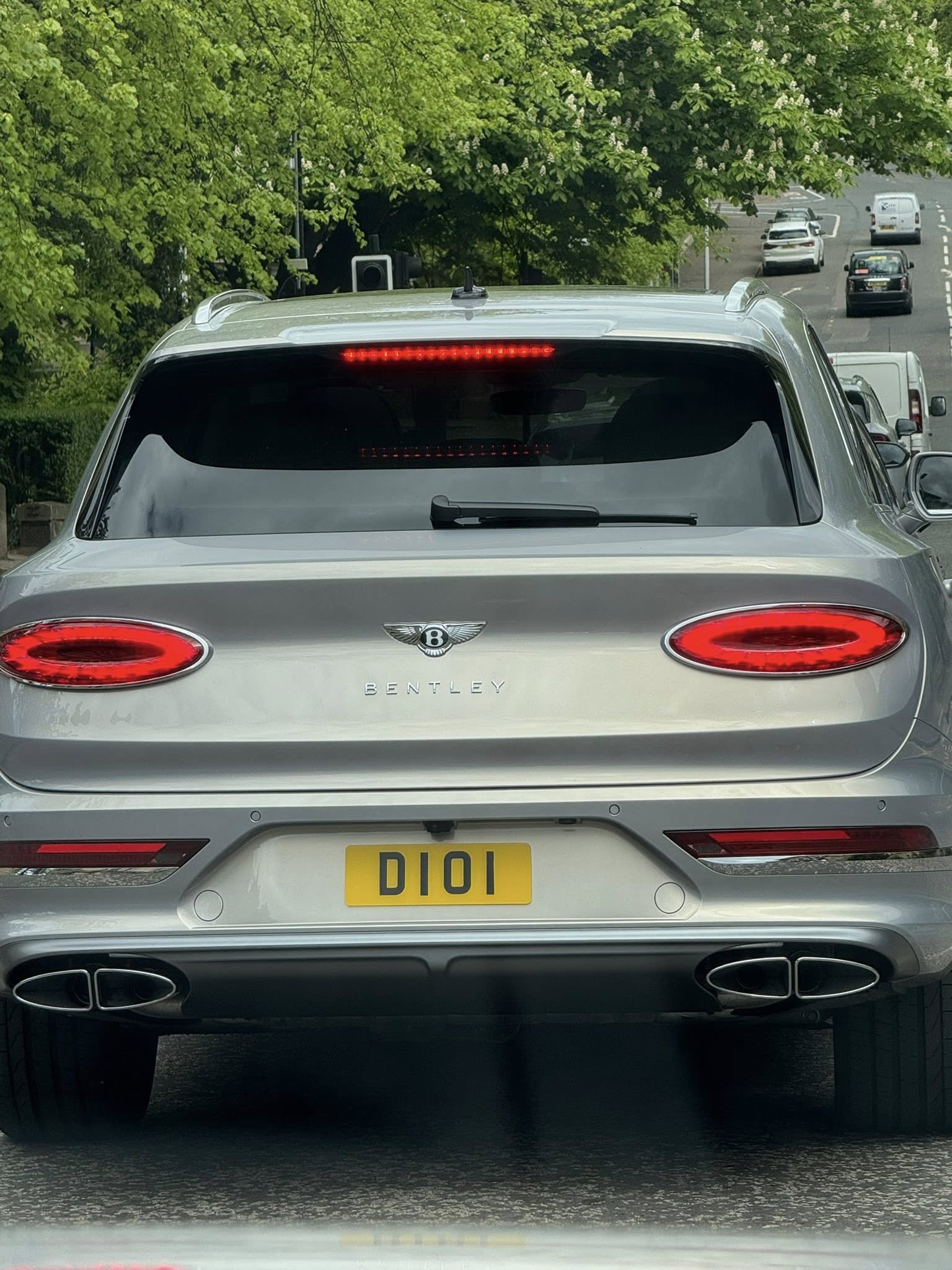 UK Number Plate D 101 on a 2026 Grey Bentley Bentayga