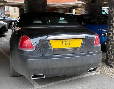 UK Number Plate 1 OT on a 2017 Black Smart
