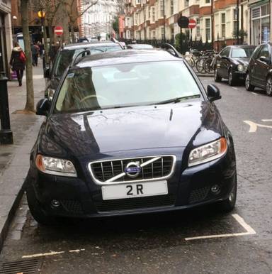UK Number Plate 2 R