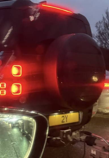 UK Number Plate 2 Y on a 2024 Grey Land Rover Defender Hard Top Hse D Mhev A