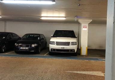 UK Number Plate 4 EE