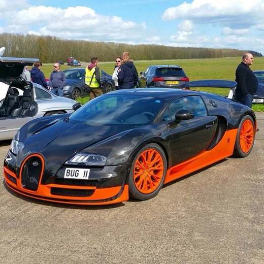 BUG 11 number plate – The Singh Collection