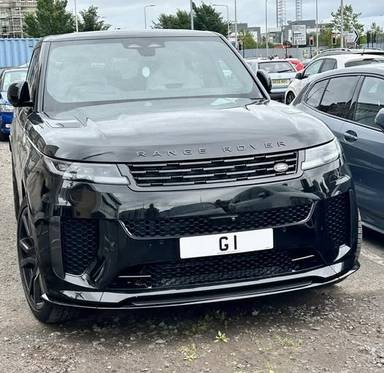 UK Number Plate G 1 on a 2024 Black Land Rover