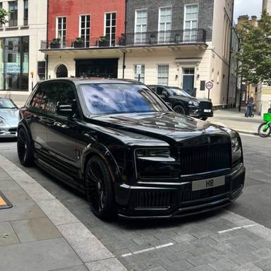 UK Number Plate H 8 on a 2026 Black Rolls Royce Cullinan V12 Auto