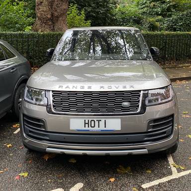 UK Number Plate HOT 1 on a 2022 Black Land Rover Range Rover Sport