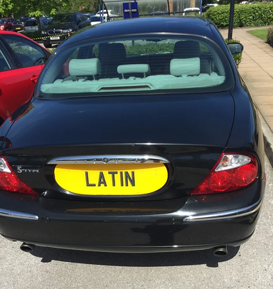 UK Number Plate LAT 1N