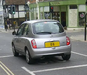 UK Number Plate O 5 on a 2015 Silver Lexus