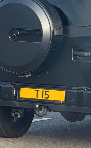 UK Number Plate T 15 on a 2020 Black Mercedes-Benz