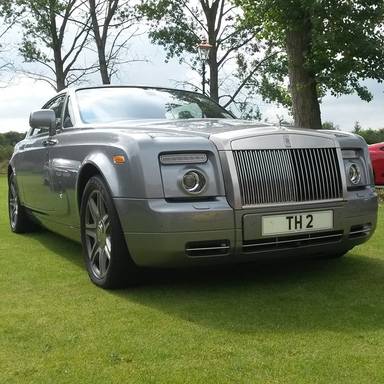 UK Number Plate TH 2