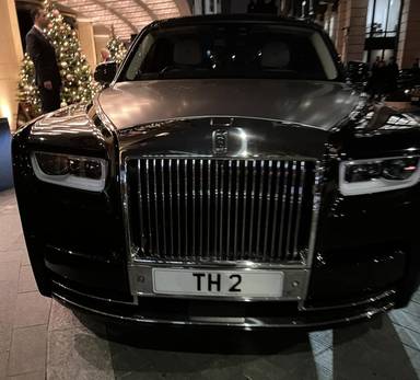 UK Number Plate TH 2