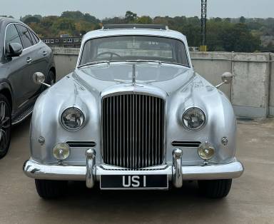 UK Number Plate US 1 on a 1957 Silver Bentley S1