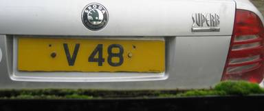 UK Number Plate V 48