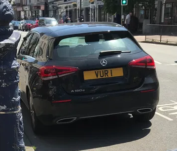 UK Number Plate VUR 1