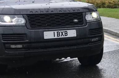 UK Number Plate 1 BXB on a 2015 Grey Land Rover Range Rover