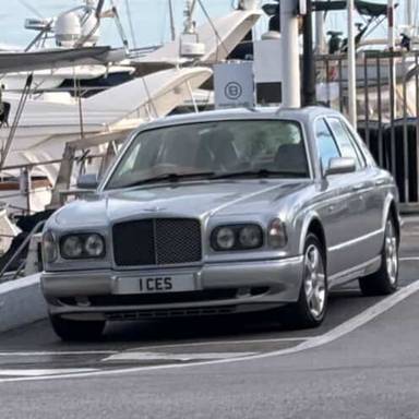 UK Number Plate 1 CES on a 1998 Silver Bentley Arnage