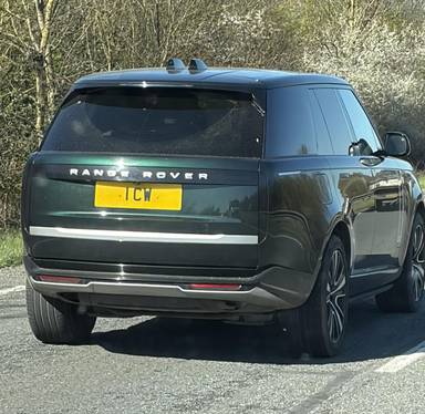 UK Number Plate 1 CW on a 2024 Green Land Rover Range Rover Autobio Phev Auto