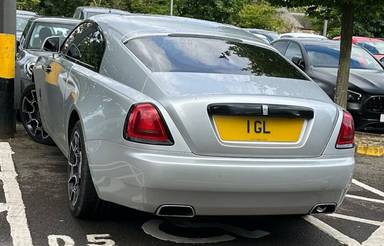 UK Number Plate 1 GL on a 2015 Silver Rolls Royce
