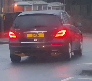 UK Number Plate 1 HOH on a 2013 Blue Mercedes-Benz R-Class