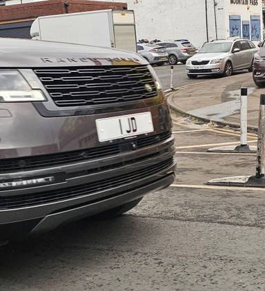 UK Number Plate 1 JD on a 2022 Grey Land Rover Range Rover Autobio Phev Auto