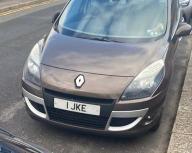 UK Number Plate 1 JKE on a 2010 Bronze Renault Scenic