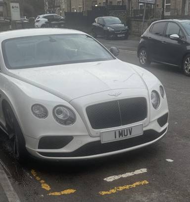 UK Number Plate 1 MUV on a 2017 White Bentley
