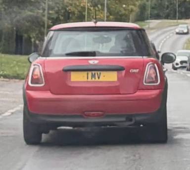 UK Number Plate 1 MV on a 2007 RED Mini Mini