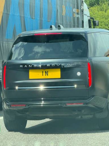 UK Number Plate 1 N on a 2023 Black Land Rover Range Rover Sv Auto