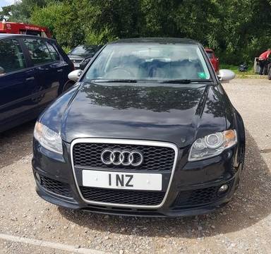 UK Number Plate 1 NZ on a 2006 Black Audi RS4