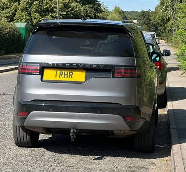 UK Number Plate 1 RHR on a 2025 Grey Land Rover Discovery Dynamic Hse D Mhev A