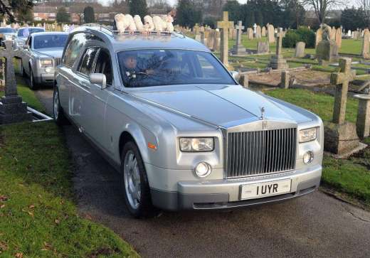 1 UYR number plate – A.W. Lymn
