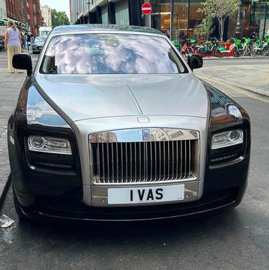 UK Number Plate 1 VAS on a 2010 Black Rolls Royce Ghost