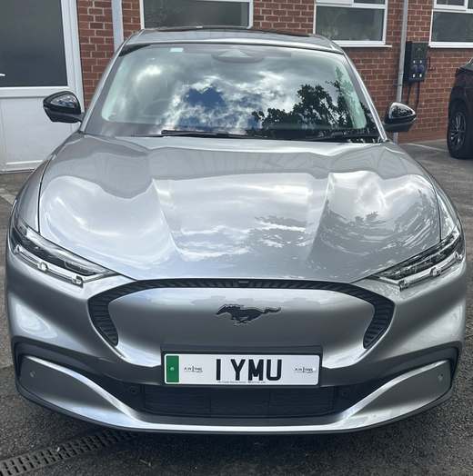 1 YMU number plate – A.W. Lymn