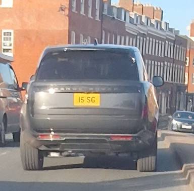 UK Number Plate 15 SG on a 2025 Grey Land Rover Range Rover Hse D Mhev Auto