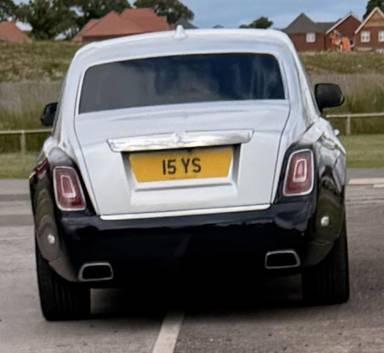 UK Number Plate 15 YS on a 2019 Blue Rolls Royce Phantom