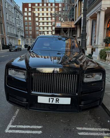 UK Number Plate 17 R on a 2022 Black Rolls Royce Cullinan Black Badge Auto