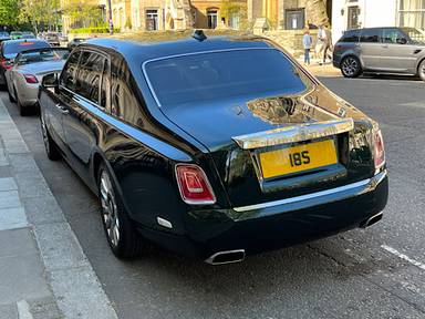 UK Number Plate 18 S on a 2018 Green Rolls Royce Phantom