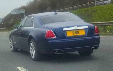UK Number Plate 2 RR on a 2015 Blue Rolls Royce Ghost