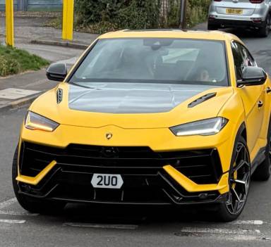 UK Number Plate 2 UO on a 2023 Yellow Lamborghini Urus V8 Performante Auto