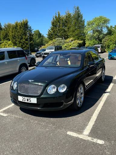 UK Number Plate 20 WS on a 2005 Green Bentley Continental