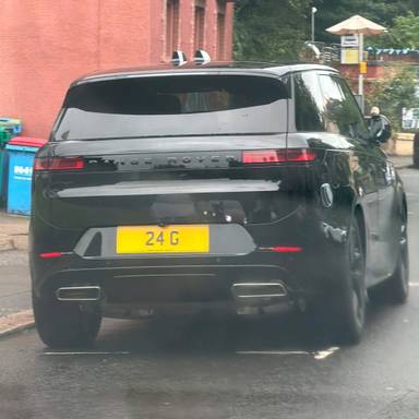 UK Number Plate 24 G on a 2026 Black Land Rover Range Rover Sprt Dyn Se Phev A
