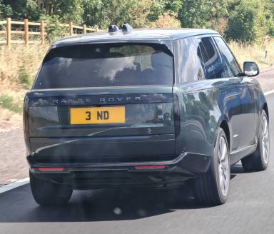 UK Number Plate 3 ND on a 2024 Green Land Rover Range Rover Autobio Phev Auto