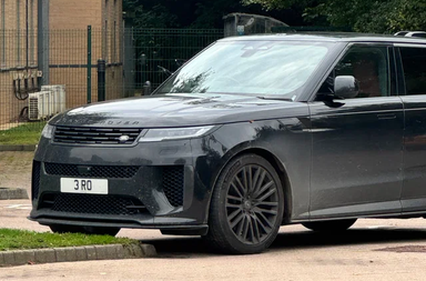 UK Number Plate 3 RO on a 2025 Black Land Rover R-Rover Sport Sv Ed One Mhev A