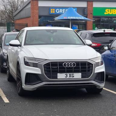 UK Number Plate 3 XG on a 2019 White Audi Q8