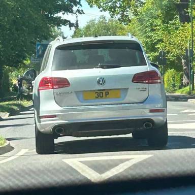 UK Number Plate 30 P on a 2014 Silver Volkswagen Touareg
