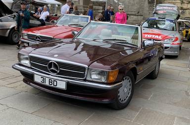 UK Number Plate 31 BD on a 1988 RED Mercedes SL