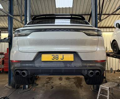 UK Number Plate 38 J on a 2020 Grey Porsche Cayenne