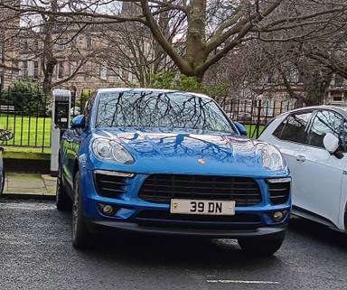 UK Number Plate 39 DN on a 2015 Blue Porsche Macan