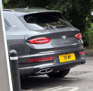 UK Number Plate 39 WP on a 2021 Grey Bentley Bentayga V6 Hybrid Auto